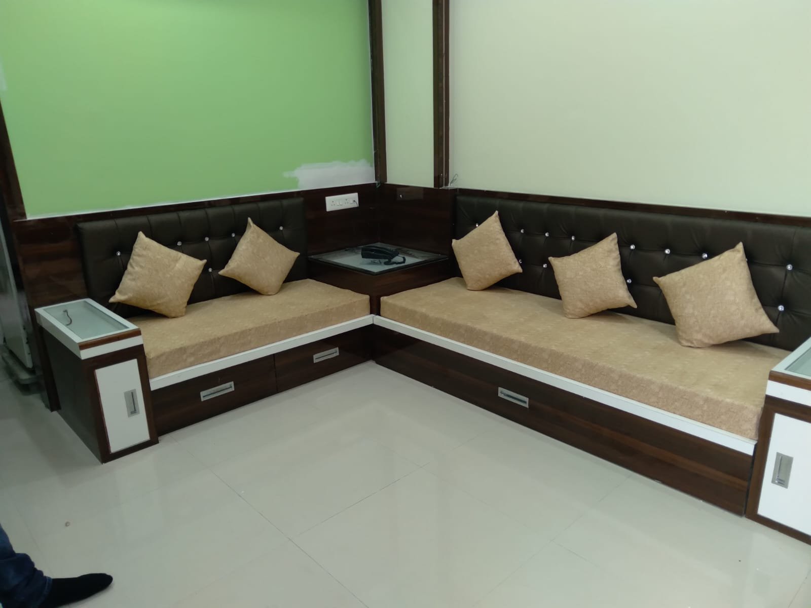 ektadecor_ottoman-sofa0027.jpg